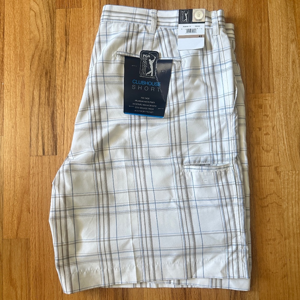 PGA Tour Clubhouse Golf Shorts Men - 42